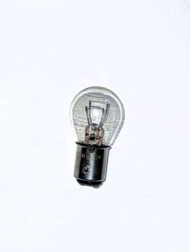 Лампа 12V 21/5 Вт с цоколем Лампа 12V 21/5 Вт с цоколем