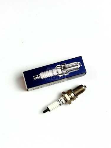 Свеча зажигания 4T X24ESU Denso (D8EA) Свеча зажигания 4T X24ESU Denso (D8EA)