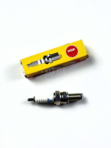 Свеча зажигания 4T CR9E NGK W190 Свеча зажигания 4T CR9E NGK W190