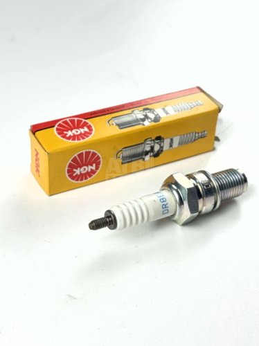 Свеча зажигания 4T DR8EA NGK 165FMM, 172FMM (CB) Свеча зажигания 4T DR8EA NGK 165FMM, 172FMM (CB)